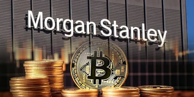 AssetTrader_AR's tweet photo. 🏦 Morgan Stanley Bitcoin Trust يتجاوز 400 مليون دولار تدفقات

صندوق Morgan Stanley Bitcoin Trust، المتداول تحت الرمز MSBT، تجاوز 400 مليون دولار من صافي التدفقات منذ إطلاقه، بحسب Bitcoin Magazine وYahoo Finance. الصندوق بدأ تداوله في أبريل 2026 على NYSE Arca، وجذب في يومه الأول ��حو 30.6 مليون دولار صافي تدفقات، مع تداولات قريبة من 34 مليون دولار.

الأهم أن MSBT لا يدخل سوقًا فارغًا؛ هو ينافس صناديق ضخمة سبقت Morgan Stanley إلى البيتكوين، وعلى رأسها BlackRock وFidelity. لذلك وصوله إلى 400 مليون دولار خلال أشهر قليلة يعكس قوة قناة التوزيع والطلب من عملاء إدارة الثروات، لا مجرد حماس مضاربي قصير.

📌 الرمز: MSBT
📌 الأصل: Bitcoin
📌 الجهة: Morgan Stanley Investment Management
📌 تاريخ الإطلاق: أبريل 2026
📌 التدفقات: أكثر من 400 مليون دولار

الفارق هنا أن دخول Morgan Stanley ليس مجرد صندوق جديد؛ البنك يملك شبكة مستشارين وعملاء ثروات ضخمة. كل 100 مليون دولار إضافية تدخل عبر هذه القناة تعني تحويل جزء من الطلب المؤسسي من شراء البيتكوين المباشر إلى منتج منظم داخل الحسابات الاستثمارية التقليدية.

ليست توصية.

#Bitcoin #BTC $MSBT  #MorganStanley #ETF #الكريبتو #العملات_الرقمية