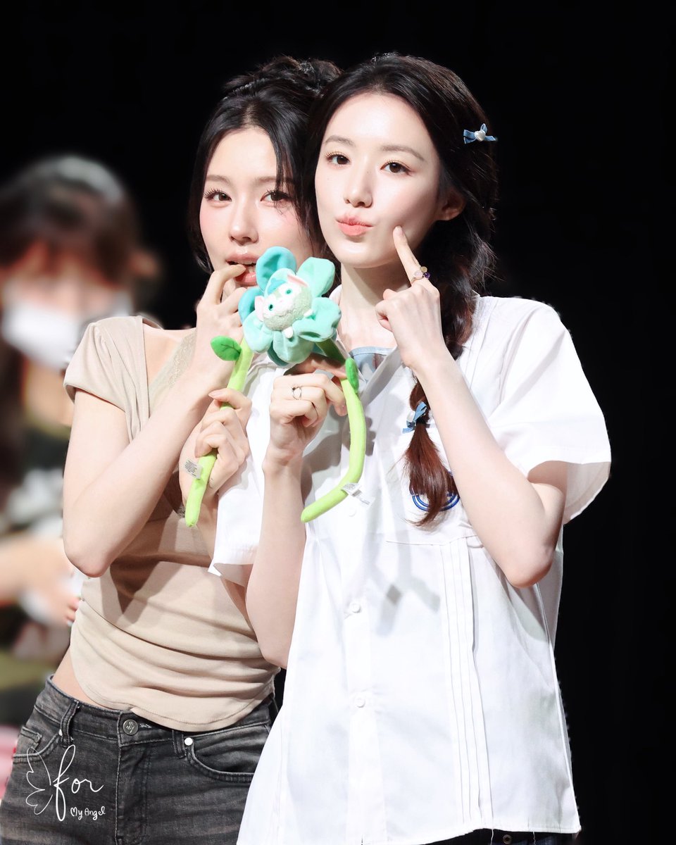 formyloveangel_'s tweet photo. 260725 [미연] [슈화]

🩷 TJ  🩵
🐰🐺

#아이들 #idle
#미연 #MIYEON
#슈화 #SHUHUA
#We_made #Gimme_Dat_Love https://t.co/XZCYnULxyD