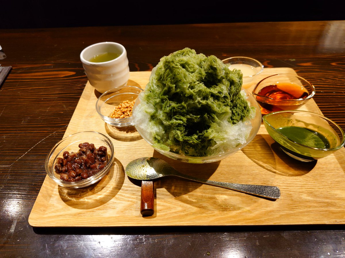 ikuo_crane's tweet photo. 今日も暑かったのでかき氷
茶ッ葉屋の抹茶のかき氷😋
#茶ッ葉屋 https://t.co/JsbaStZ1iX