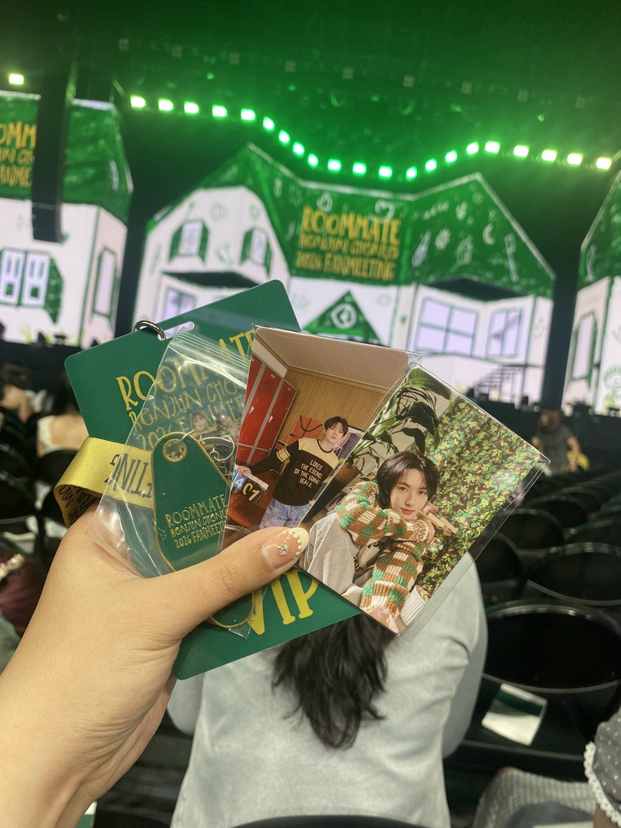 jejeluph's tweet photo. Today’s benefit 💛
#런쥔 #RENJUN
#RENJUNCHENLE_ROOMMATE https://t.co/9cbKT1Xj3Z