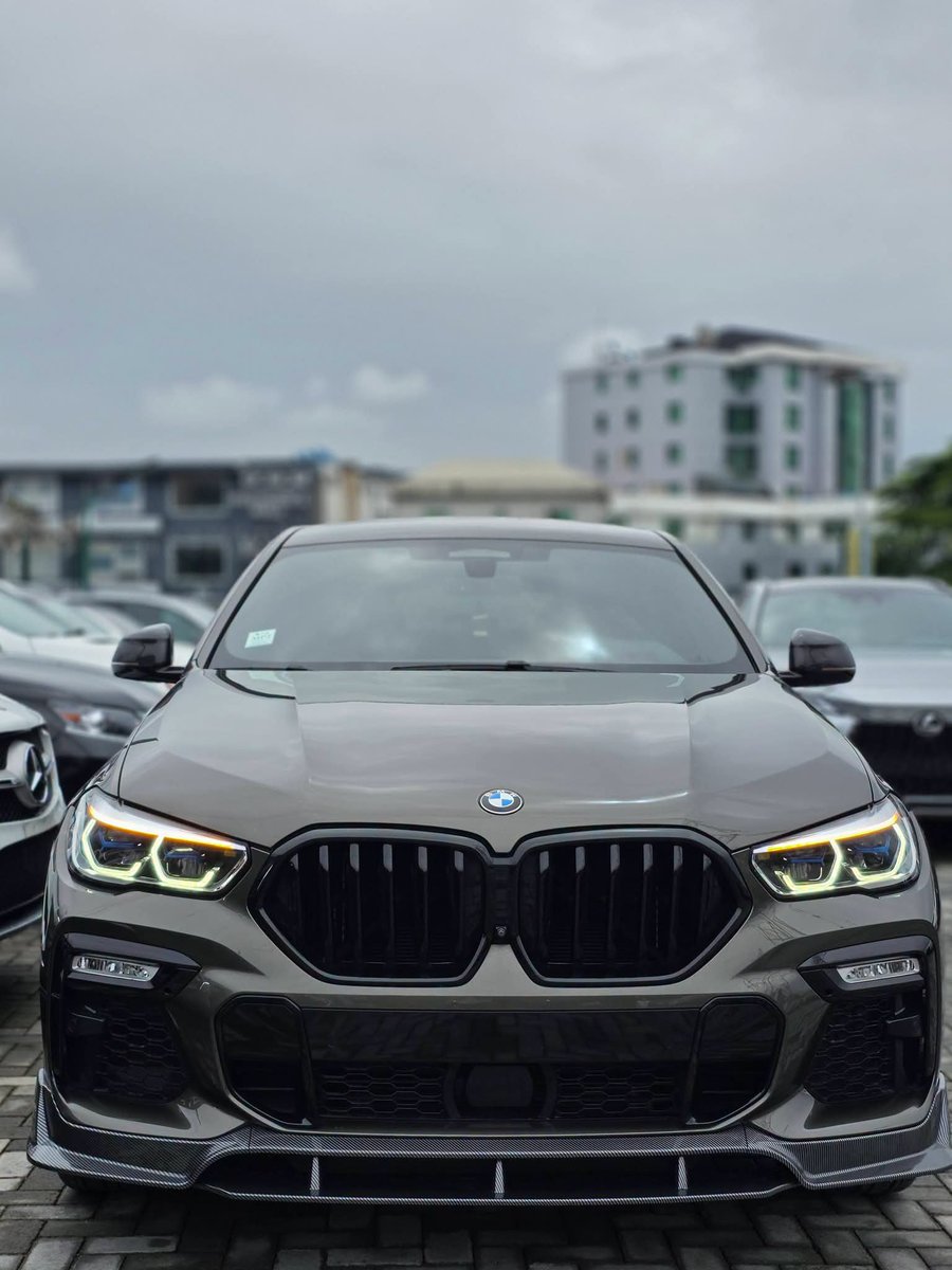 405ZT's tweet photo. I need your help to choose between one of this two vehicles! GLE53 OR BMW X6 🤔 https://t.co/UXmXjOQi4T