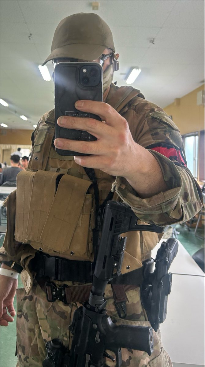 Ima41H's tweet photo. 今日の装備
#サバゲー
#新潟
#CQB https://t.co/JIJfTh5cyM