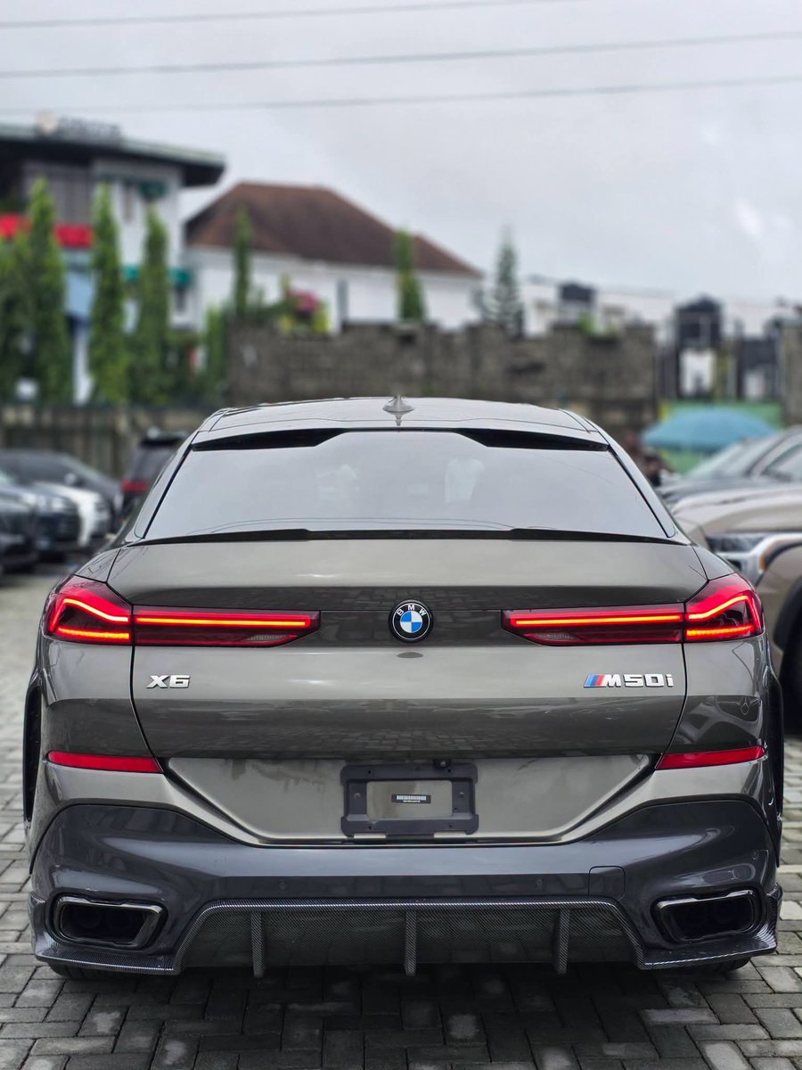 405ZT's tweet photo. I need your help to choose between one of this two vehicles! GLE53 OR BMW X6 🤔 https://t.co/UXmXjOQi4T