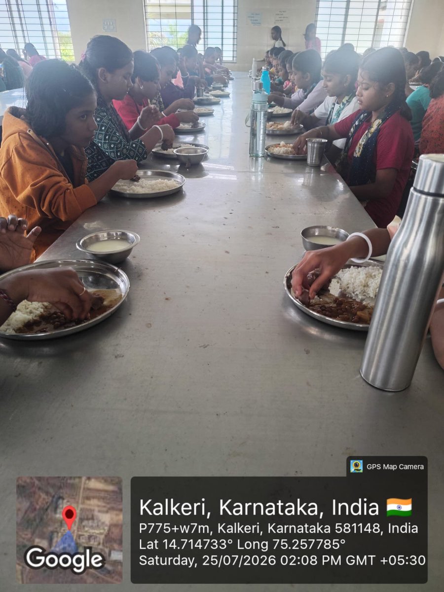 579Sc's tweet photo. ಮಧ್ಯಾನದ ಊಟ https://t.co/MUIlYrTtqH