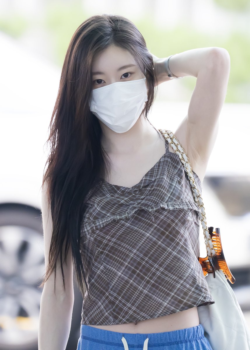 ITZY_PAN's tweet photo. 260725
#있지 #ITZY #채령 #CHAERYEONG https://t.co/xOHNNswUQF