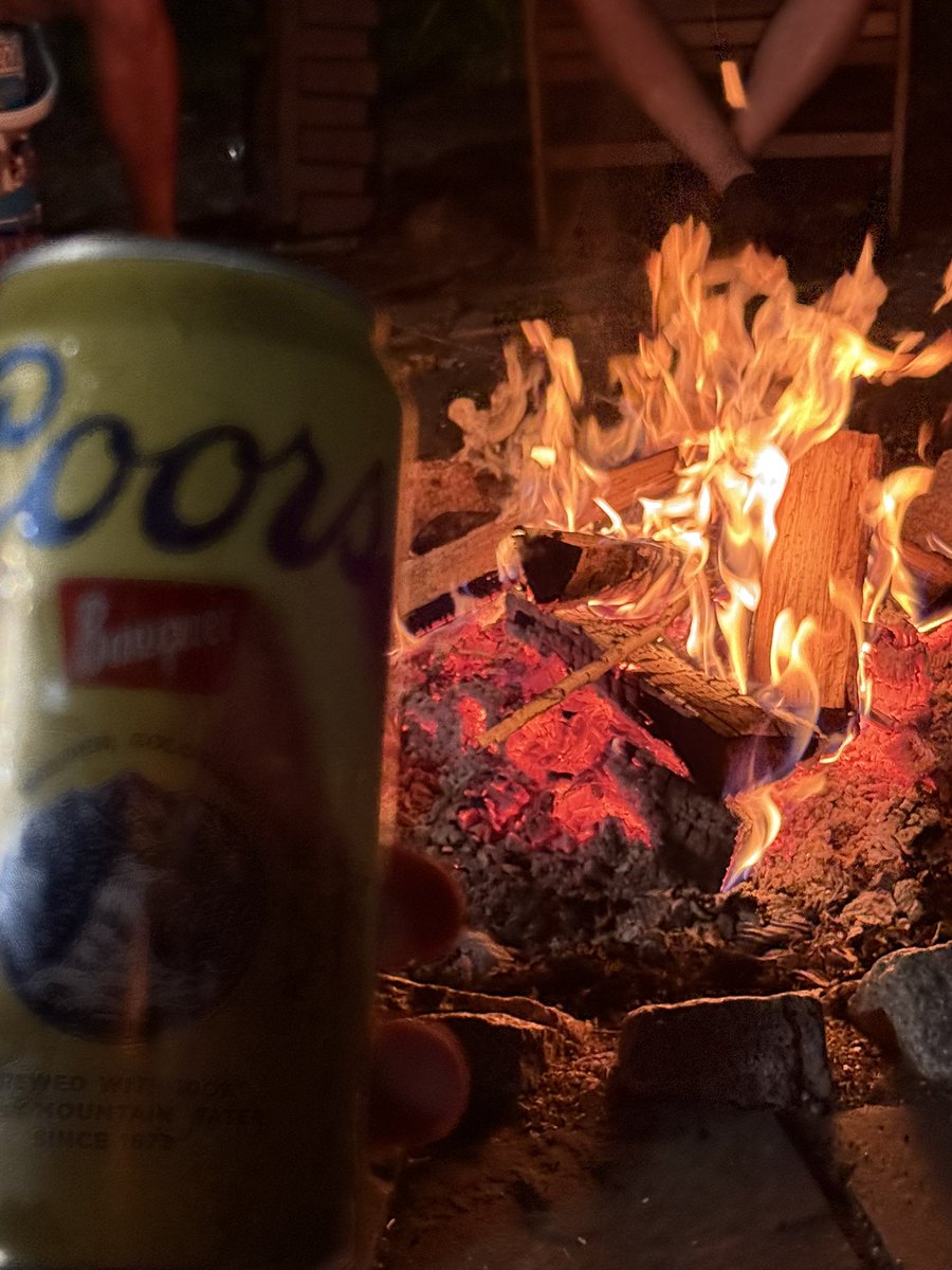 DCumsworth's tweet photo. Going full Rip on the Yellowstone ranch mode tonight https://t.co/nykgSB6QOP