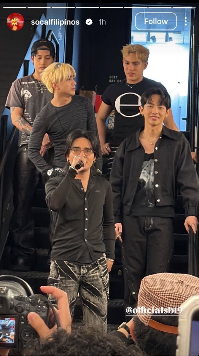 jksjpmeow's tweet photo. PRIVATE EVENT PASILIP😭

@SB19Official #SB19 https://t.co/4RoJa32aTY