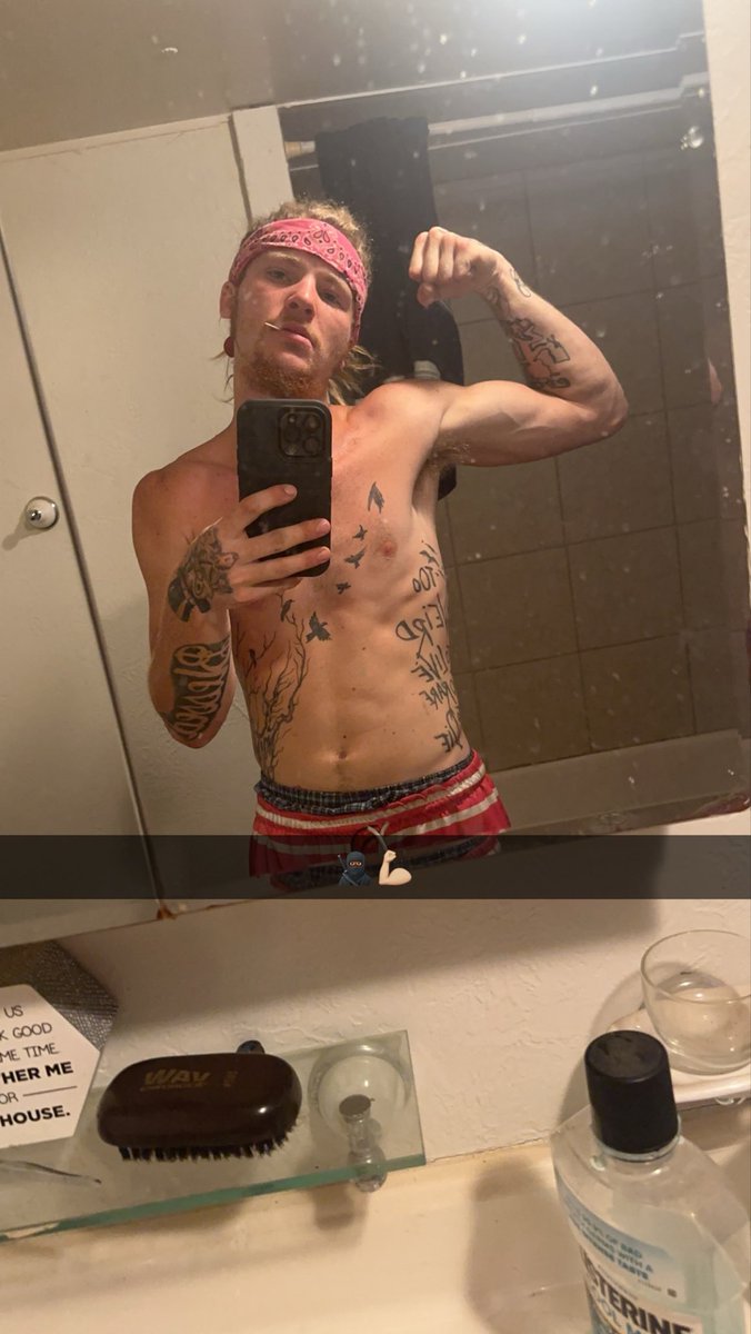 ColtFoe5's tweet photo. Hit me up if you wanna have some fun 😉🤭 https://t.co/5qYxb6VyyT