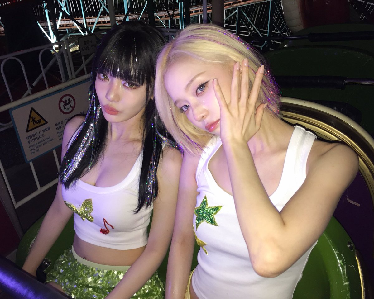 aespapic's tweet photo. mingmingz.... this is crazy https://t.co/RQQ4ELIS6T