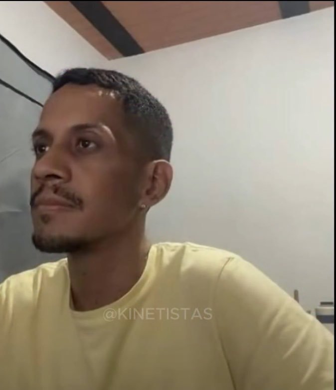 Nicoster_'s tweet photo. @JakeMcCormozaj @DmchJesus88405 @daniel_gandica @JoseAle_1202 @RexChillguy28 Amigo porfavor deja de hacerte el ario en cada post de Venezuela, si literalmente eres este https://t.co/h89THwQhjN