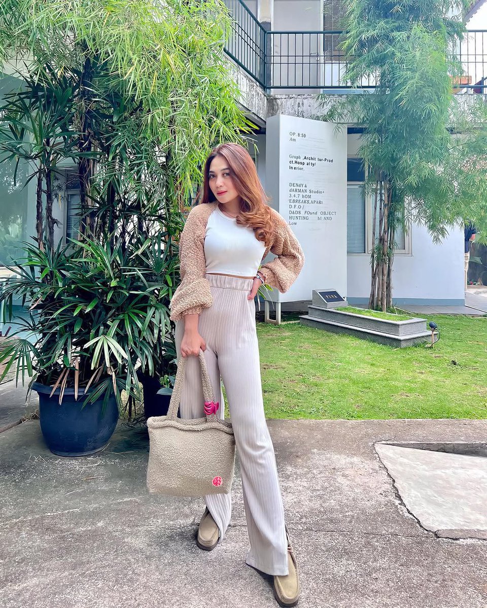 michael42414398's tweet photo. Nur udh avail ya sayangg....
Rr wa or tele cek

#openbojakarta #OpenBO #availJakarta #bojakpus https://t.co/fyHF8dIH4U