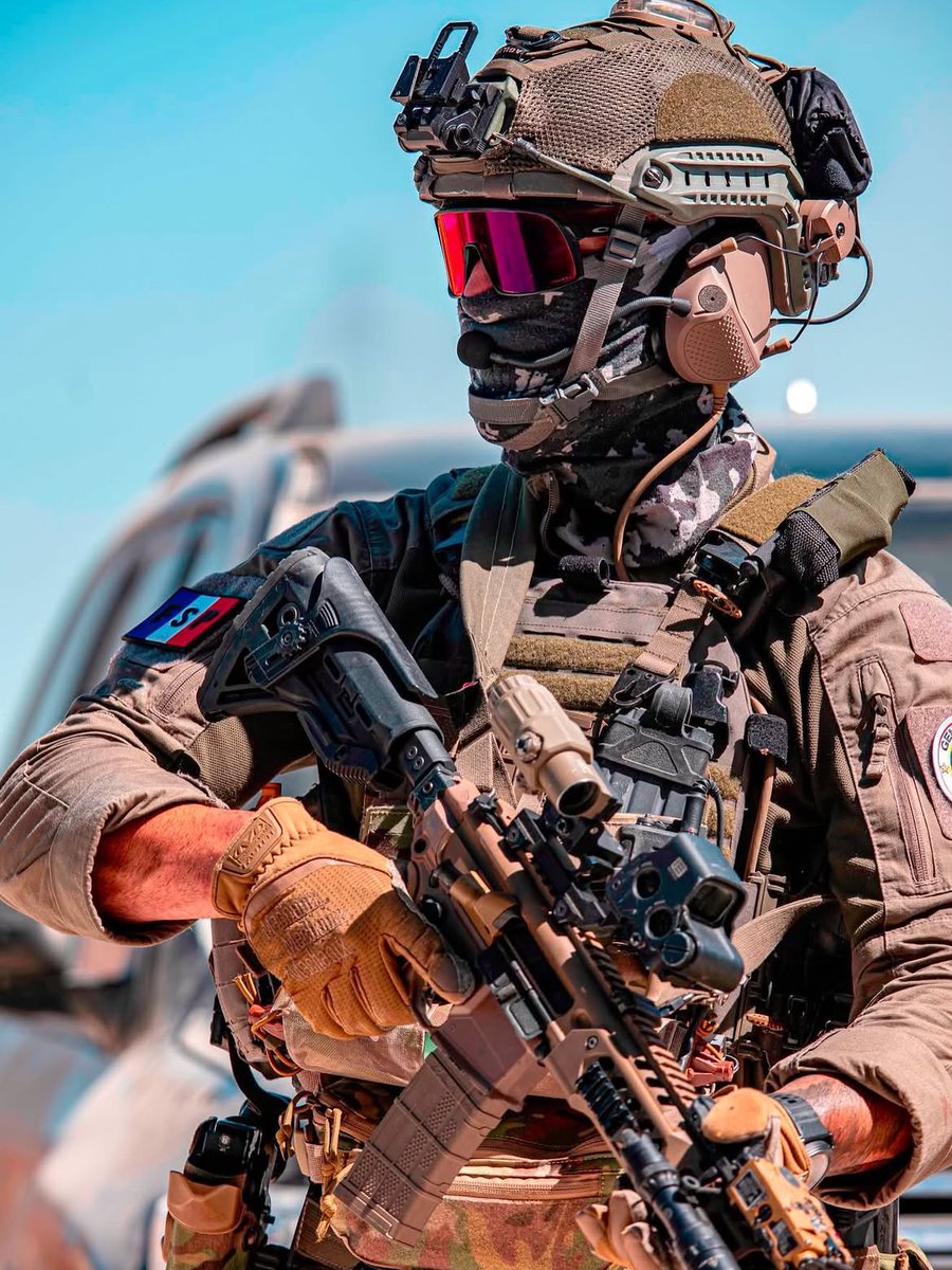 War Flash tweet media