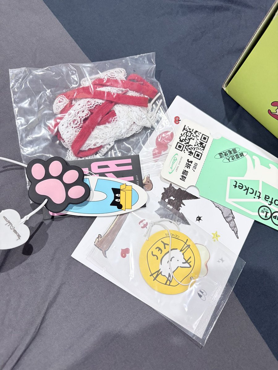 maikinphaks's tweet photo. ส่งต่อรองเท้าcat and sofa ค่ะ
ไซส์39 
950 รส.
ใส่ครั้งเดียว ใหม่กริบ🖤❤️
 #catandsofa #ส่งต่อรองเท้า #รองเท้าผ้าใบ #catsofa #ส่งต่อเสื้อผ้า https://t.co/XJdIiQSPzo
