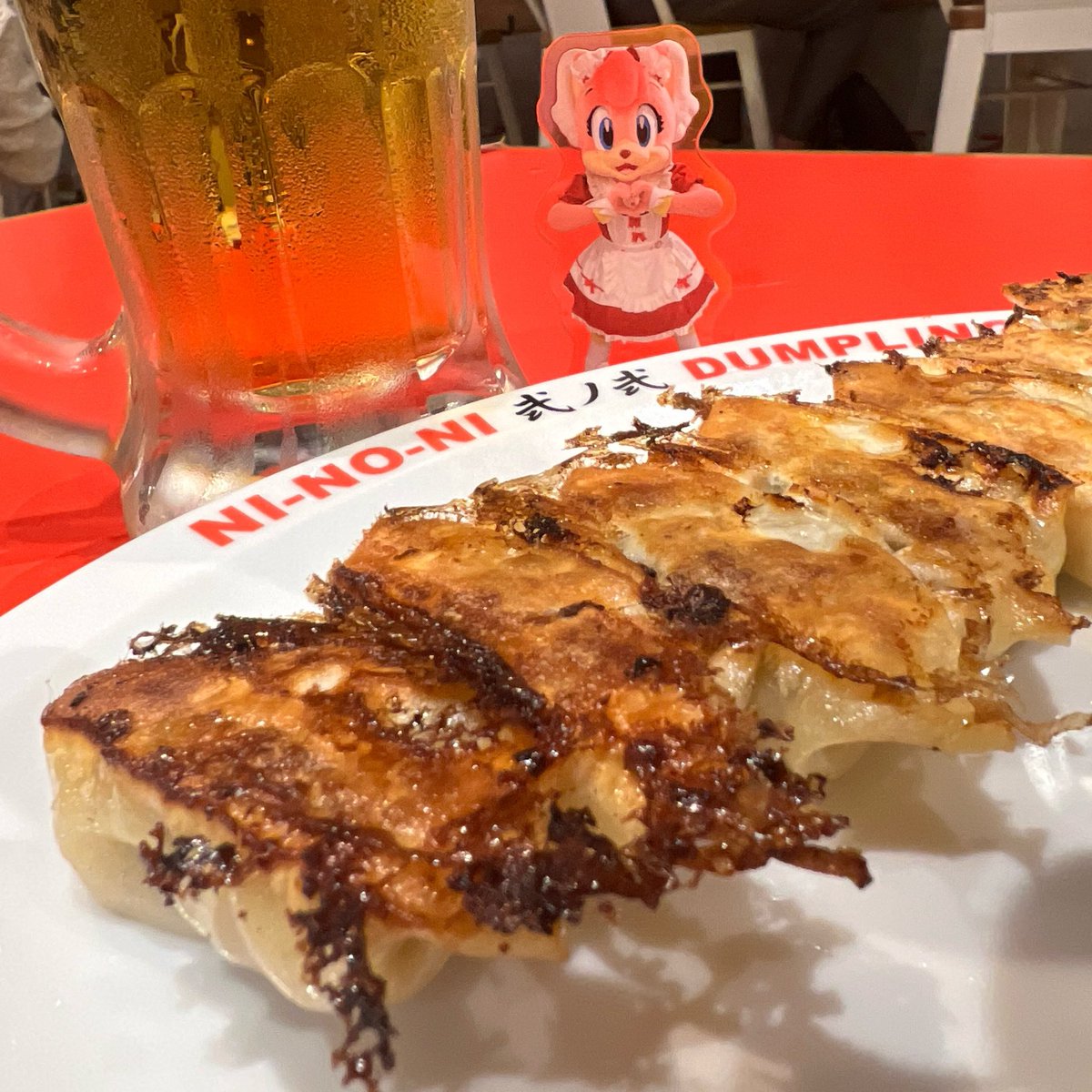 ai3h's tweet photo. モツ鍋も、餃子も、ごぼ天も、ラーメンも。あとうどんも、お刺身も、焼きそばも。 https://t.co/4oa4Guy9mo