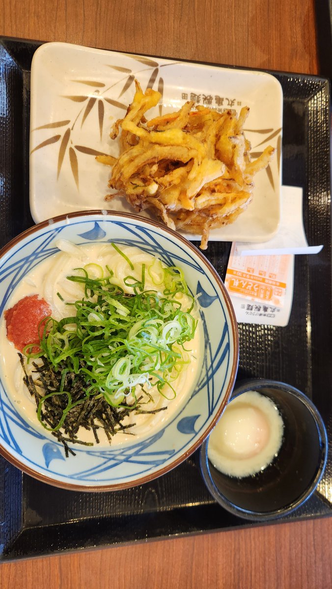 083Cozy's tweet photo. 久しぶりに丸亀製麺で昼飯✨️
冷やし明太クリームうどんは初見(* ॑꒳ ॑* )ゎ‹ゎ‹ https://t.co/zxKZfS8DwV