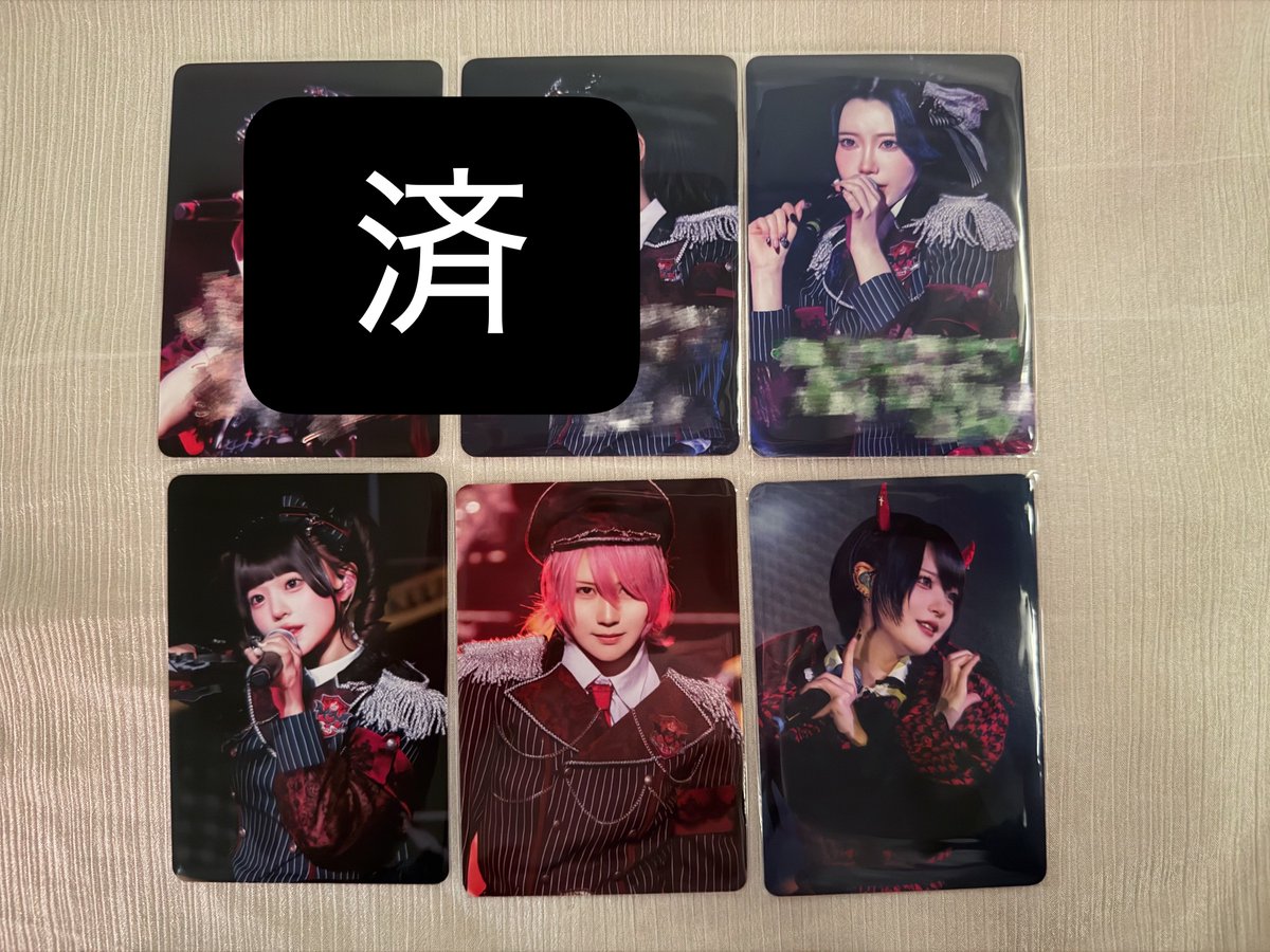 44iviv's tweet photo. 【交換】 AVAM ツアー衣装くじ アクスタ クリアカード トレカ サイン

譲：B賞 🤍
       Ｄ賞 💙.🩷.🧡.💚
       Ｅ賞 🩷.🧡.🤍
       特典ブロマイド 🩷

求：B.D賞💜（D賞コメなし＞コメあり）
       異種(サイン入り)アクスタ💜

⚠︎︎郵送交換のみ.まとめての方優先

 #AVAM交換 https://t.co/Z1YxbYIyFb