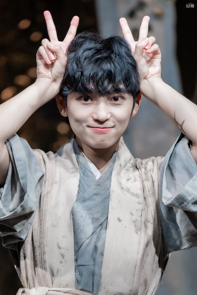 nunnuli1224's tweet photo. 260724 어둑시니

사인회 포토타임

소문 | #류동휘 배우님 https://t.co/u79hY8kZSf