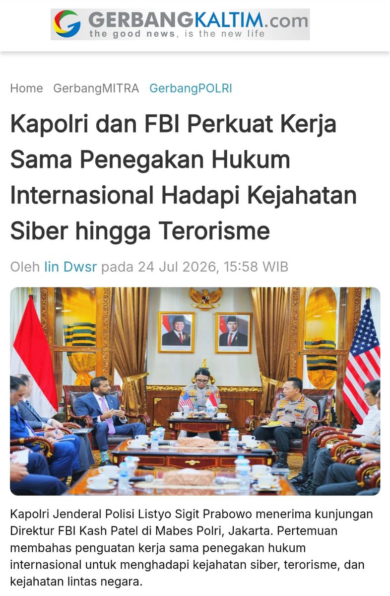 cosfsy's tweet photo. kapolri dan fbi terus  memperkuat kerja sama penegakan hukum internasional untuk menghadapi kejahatan siber hingga terorisme di negeri ini. 
Bertugas Dengan Profesionalisme  #IntegritasPenegakanHukum https://t.co/RR0SKwvVE8