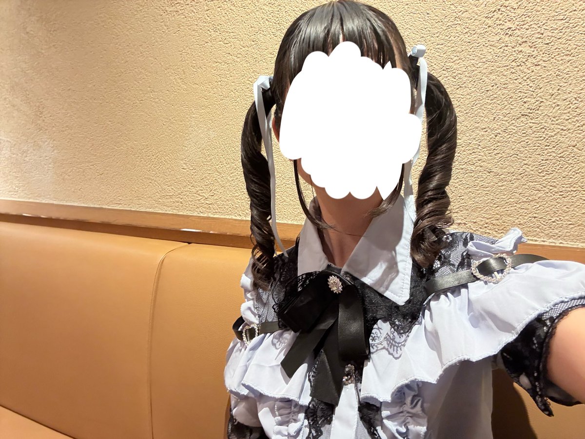 そら tweet media