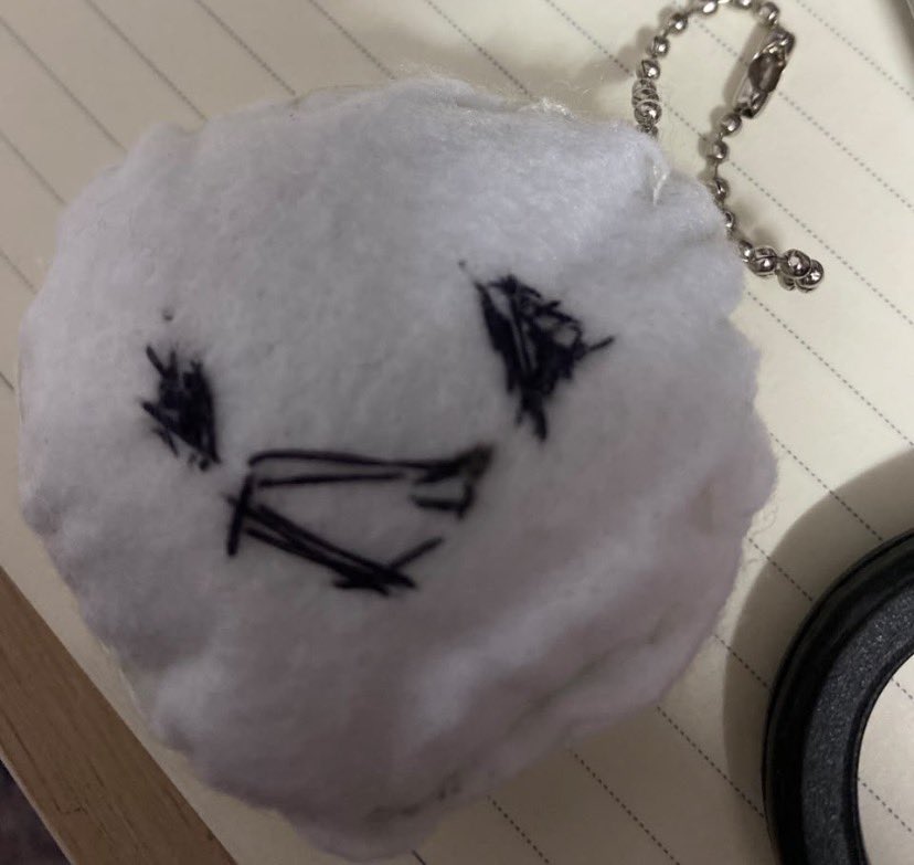 4baisu's tweet photo. hi everyone i updated my strawpage please ama im so bored CHECK IT OUT NOWW https://t.co/3Vq9MwouJT https://t.co/F3ElkyntZh