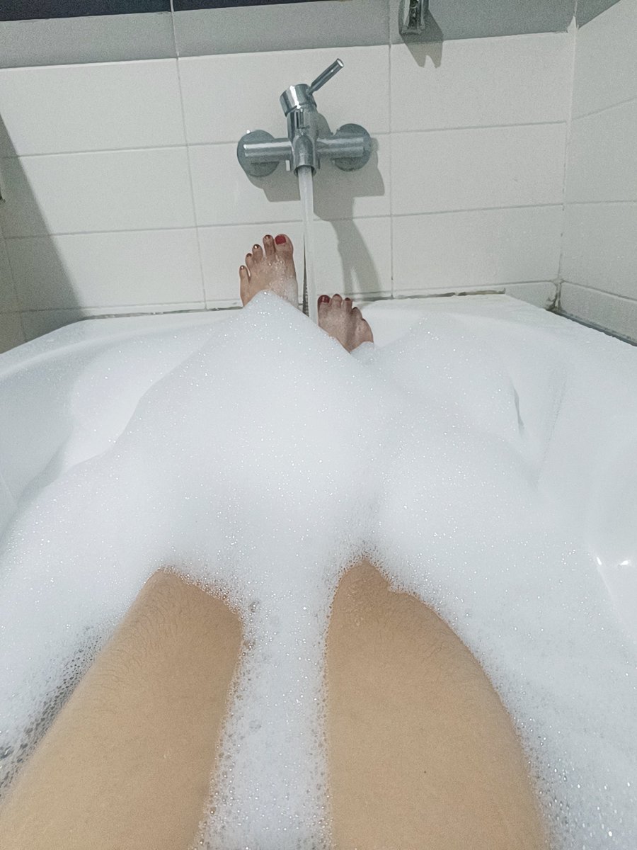 jrbmgu's tweet photo. มาเล่นฟองกันค่ะ

     #รังสิต  ว่างงงงงง https://t.co/2J0x7zDTUH