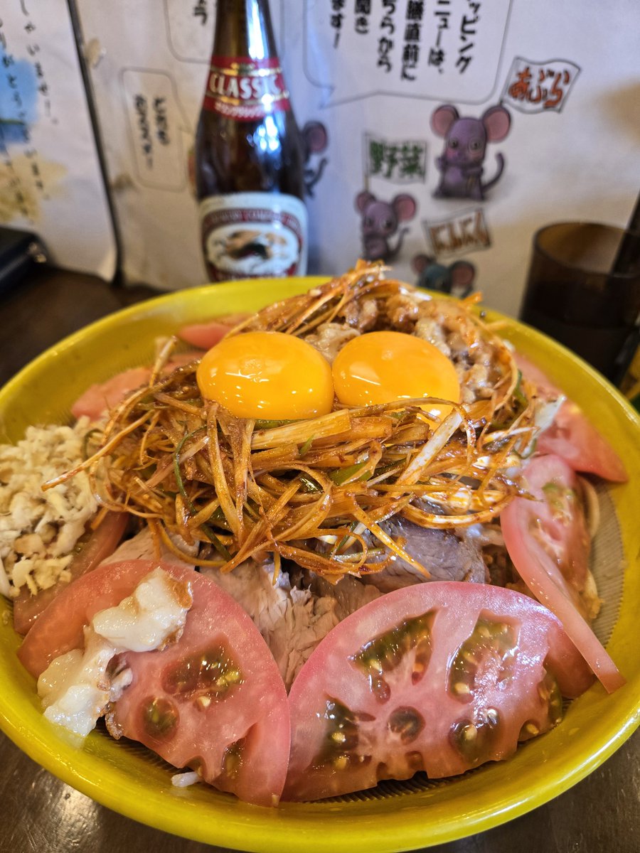 isoginchaku112's tweet photo. 麺屋歩夢‼️
限定　塩冷やし中華大盛‼️
夏休みの土曜日に行くならココ！
クラーはギンギンで最高じゃ～ん
更にビールをグビッと行けば🍺
たまりませ～ん😃⤴️⤴️
そして冷やしの豚&amp;トマトを食べ
店主に何でニヤついてるの？
思わず吹き出してしまいブー🐽
最後にチョイとスープ割りで
ホコッリしてゴチ🌈 https://t.co/YfeNTckXUG
