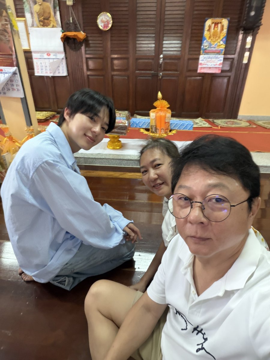 MonkiiPP's tweet photo. เอาบุญมาฝากทุกคนเนื่องในวันเกิดน้องนิวนะครับ
ขอให้หนูเฮง ๆ ดัง ๆ ปัง ๆ ยิ่ง ๆ ขึ้นทุกปี มีคนรักมากยิ่ง ๆ ขึ้นนะครับ 🎂😘

NUNEW 25th BDAY
#ยิบห้าขวบนุนิวเดย์ 
#NuNew @CwrNew https://t.co/FvP2OeS5Ec