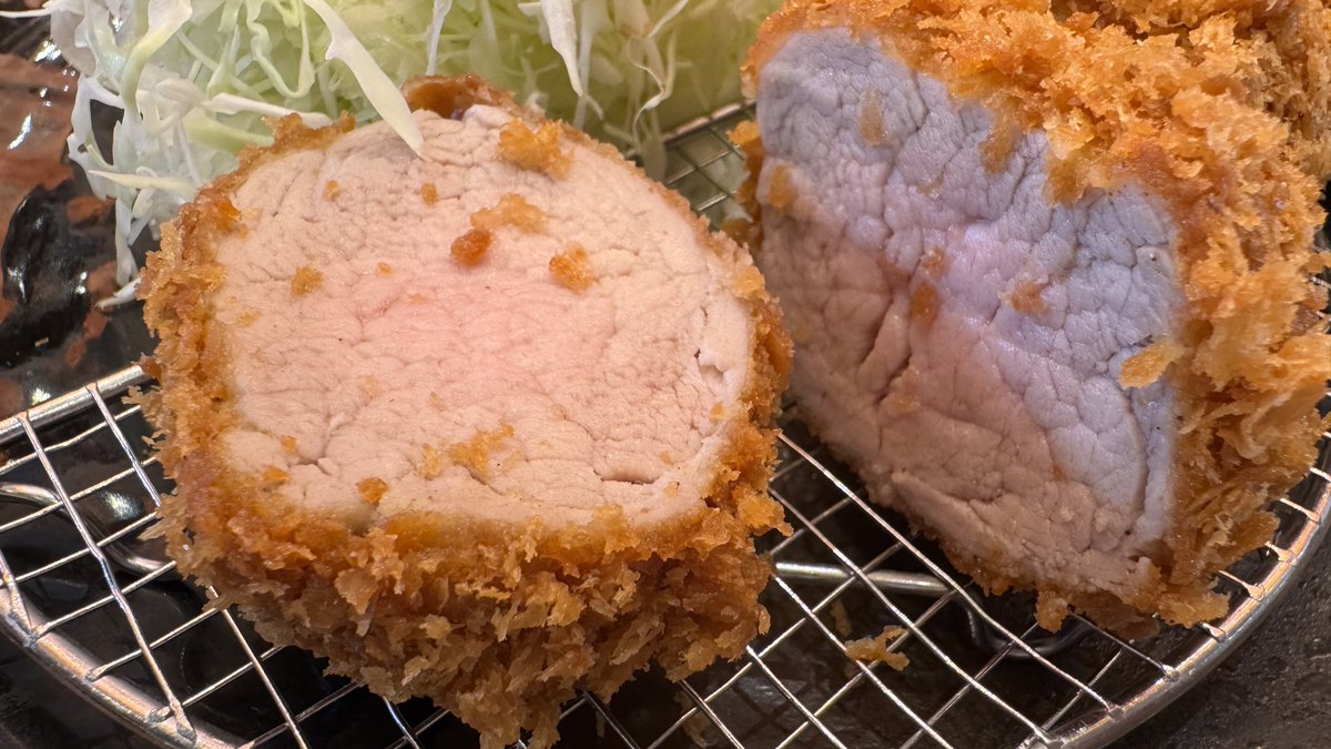 Seiji_BFA's tweet photo. 昼飯は棒ヒレカツと炊き立て飯 https://t.co/SN8LJeFxrL