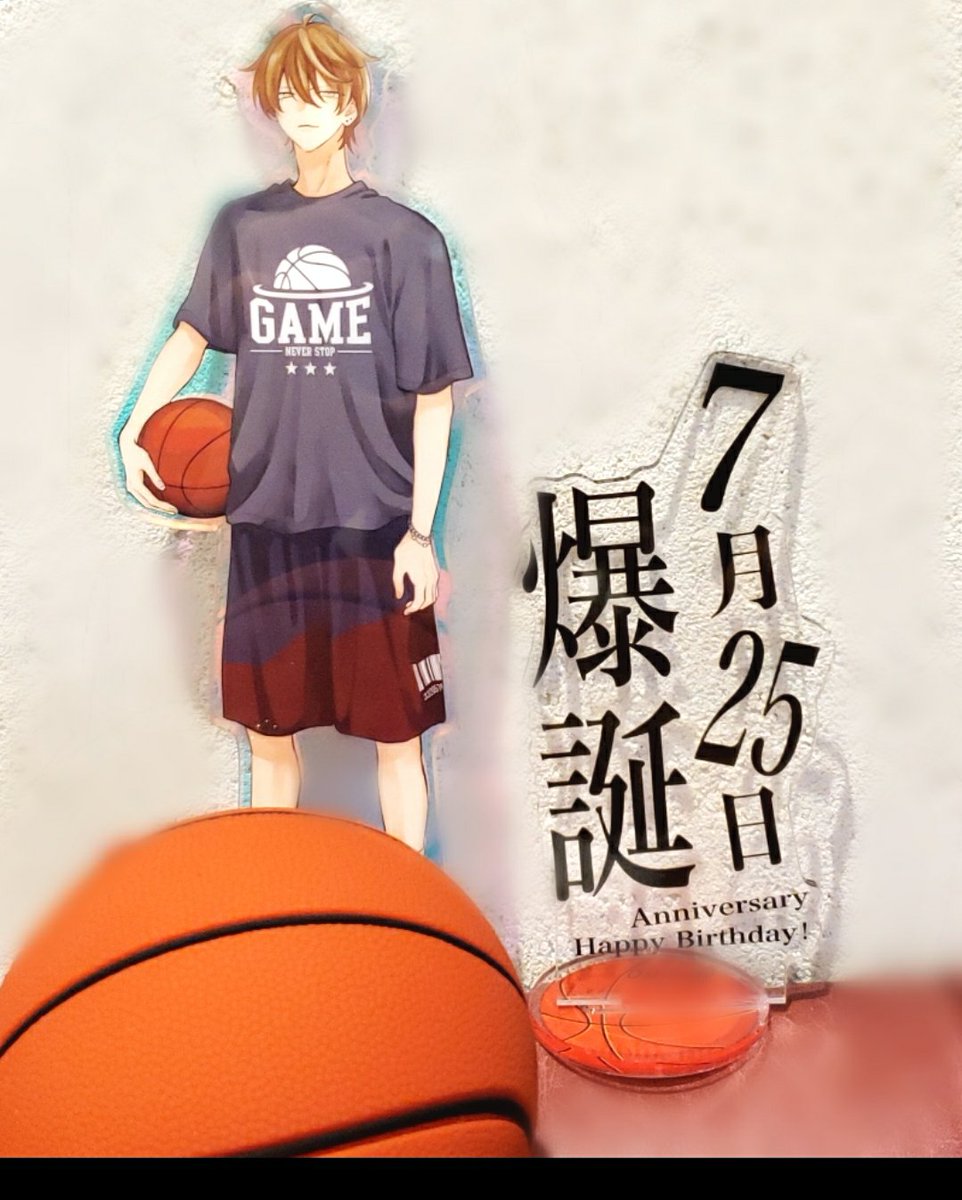 mng_sukkiii's tweet photo. @sho_naruse_0725 @miyukibee1129 🏀📡🍰お誕生日🍰📡🏀
(2/4) ↓ https://t.co/MfwB28IDse