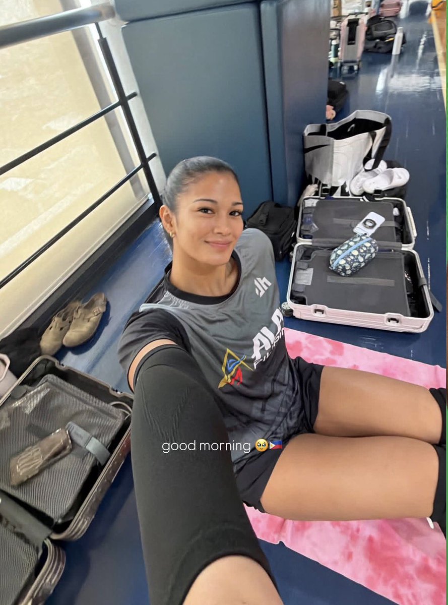 tj_canino's tweet photo. fifi are you back in training or what HAHAHAHAHA 😭♥️🇵🇭 https://t.co/j5zAOPJANv