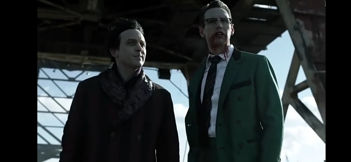 Marcela_L18's tweet photo. Gracias Oswald por ayudar a Edward, dejaste tu venganza por él, y si, es cierto, en Gotham es difícil confiar en alguien.
T4-C15 https://t.co/B2nfj2KhlT