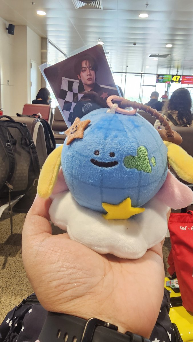 dongthapcam's tweet photo. I'm ready 🛫🛫🛫🛫🛫
#FFFPartyConcert2026 https://t.co/vrehli0LRw