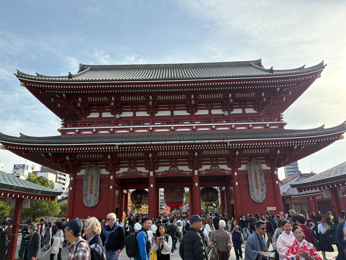 soccer991's tweet photo. 2025/11/7に参拝 浅草寺
反対側
#浅草寺 #御朱印 #神社仏閣 #お寺 https://t.co/WmmBmgjzdQ