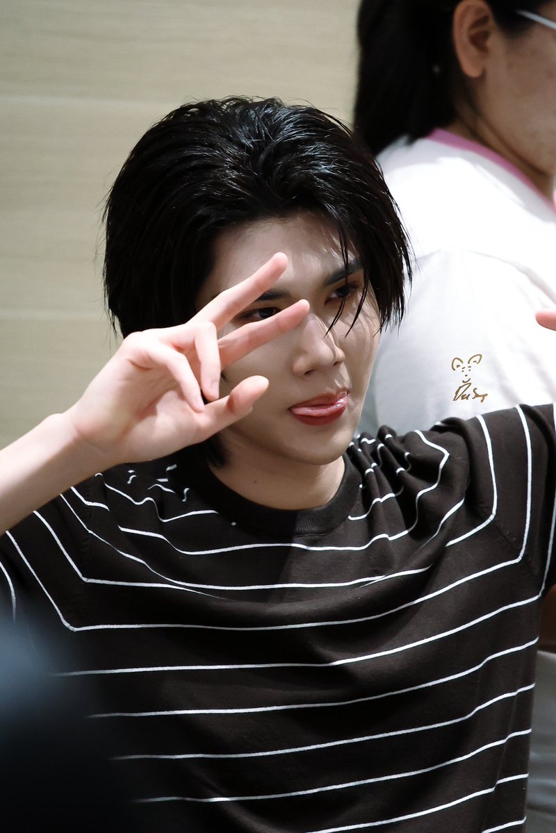 jarchenata's tweet photo. IHH MELET² GITU BIAR APA KAKK? kamu ga melet pun aku udah ke pelet😭

JOONGDUNK JAIDEE FS26
#งานมหกรรมนิยายนานาชาติ2026xJoongDunk #dunknatachai https://t.co/CXIexHETIM