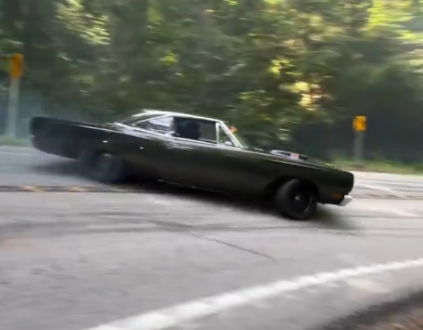 SammyNewOrleans's tweet photo. @crazyclips_ Dude! That old Dodge is frick'n sweeet! https://t.co/eYZiPAqhKu