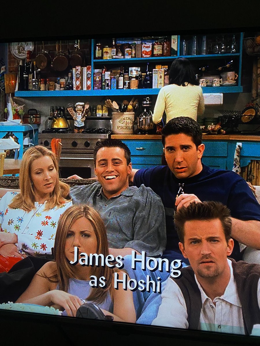 hoshiyel's tweet photo. why is hoshi on friends https://t.co/PvHKe83UAv