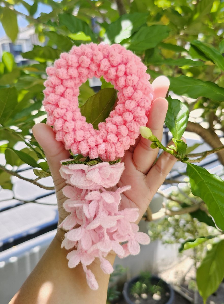 madebyme_craft's tweet photo. พร้อมส่ง มาลัยถักโครเชต์ 
อุบะดอกกุหลาบ 🌹

ราคา 350 บาท ��ัดส่งฟรี ✨️

สนใจรับน้องไว้บูชาพระ 
ไว้กราบคุณพ่อคุณแม่ 🙏🏻

สอบถามได้ทั้งทางเมนชั่น / DM ค่ะ https://t.co/jKatH7j5QA