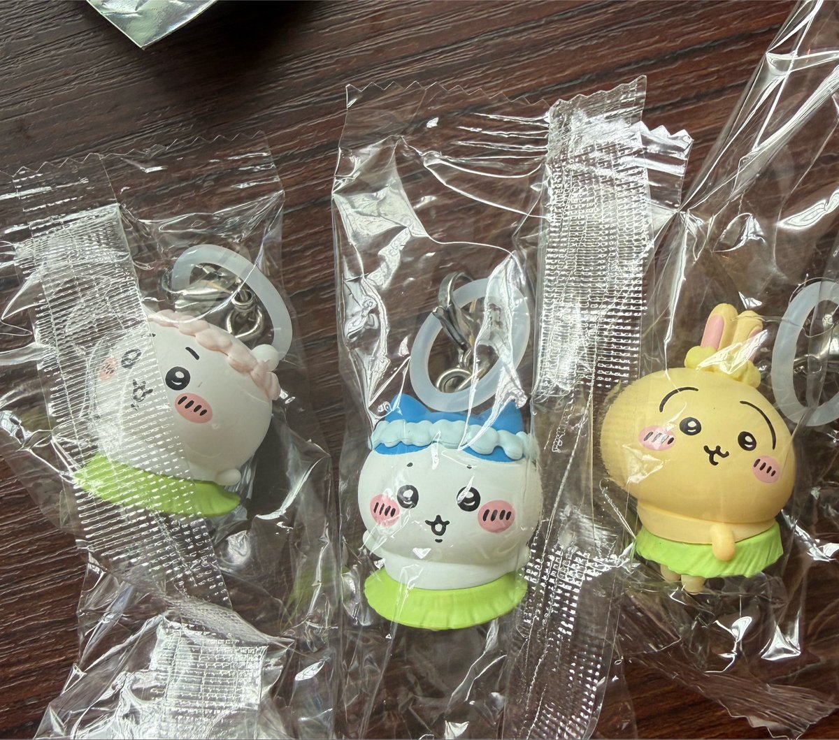 fufu7iro's tweet photo. ちいかわ映画観てきました。午前中だったから小さい子も多くいたけど、皆さん静かに観入ってました。テンポ演出等とてもよかったです。娘は悲しかったと呟いてました。特典被りなしでラッキー😄 https://t.co/p0sPms5WyB