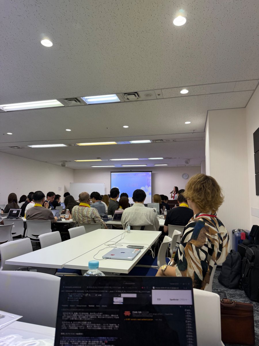 ishida_chatgpt's tweet photo. ウラカタマッチングサロンとの合同オフ会！！
AIマーケ講座本当に毎週イベントがあり超コスパ...

@starriver0513 
@osaruproducer
@ma_shi_onoda 
@ma_i_youtube https://t.co/Q5ciMBzrXg