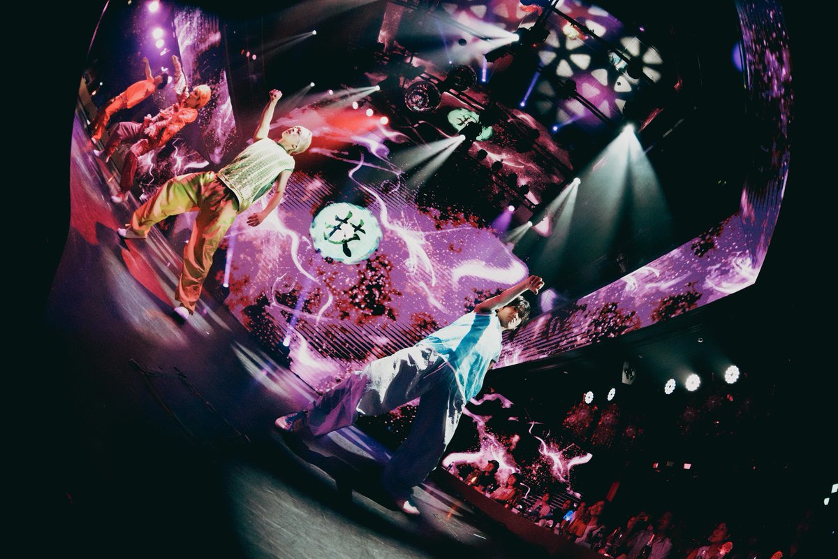 crazymuscle_jp's tweet photo. 【CRAZY FRAME #07】

大道具は、マッチョたち。
《開催中！》7/23(木)〜26(日) 全10公演
日本最大級の筋肉エンターテインメントショー。

12時公演終了！
 本日【16時／20時】の2公演！
⚠️当日券は残りわずか！会場受付にて現地決済でご購入いただけます！
📍座・グラン東京（東京・新橋）

🎫明日の千秋楽チケットはこちら
 https://t.co/x7mO6vhNCN

@takapon_jp