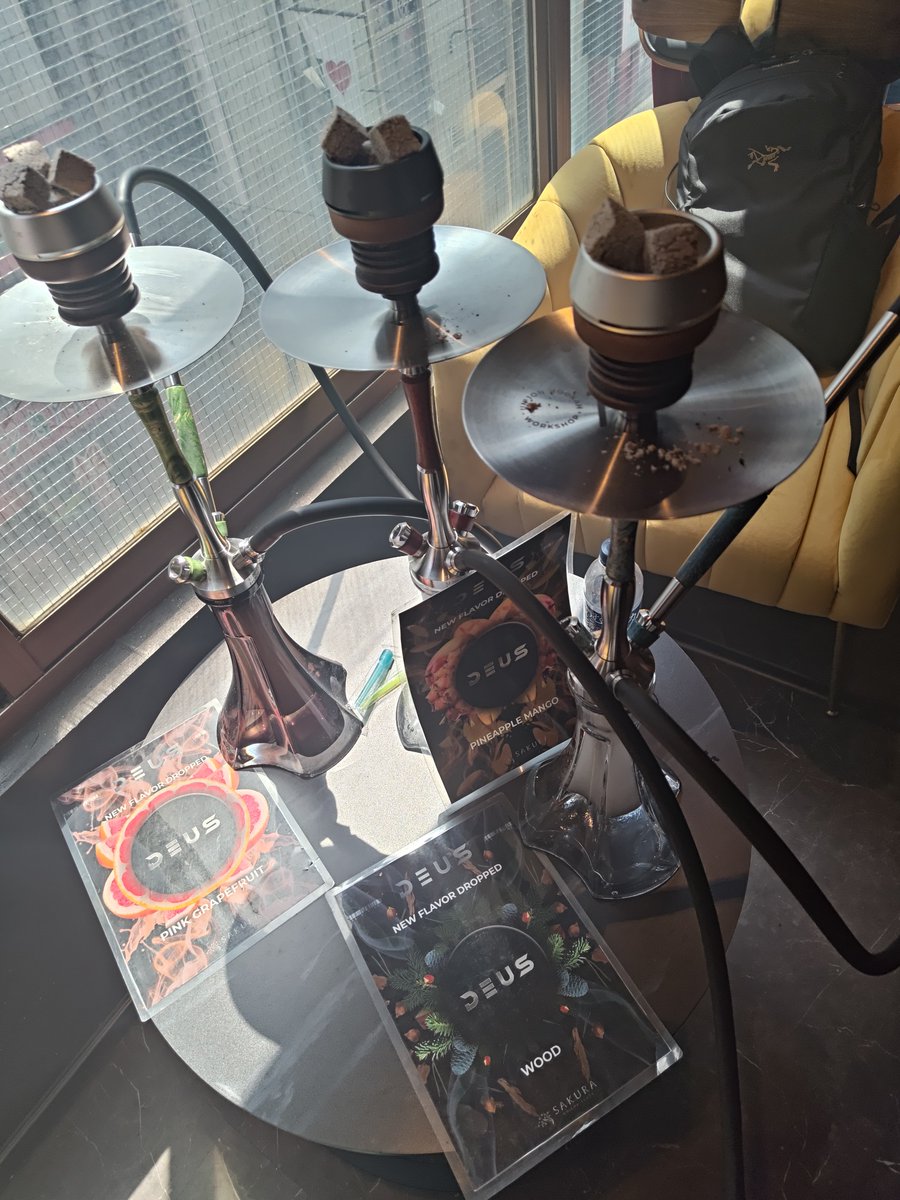 tam_shisha's tweet photo. ボンチェとデウスの試煙会 https://t.co/DuOxsxU1mi