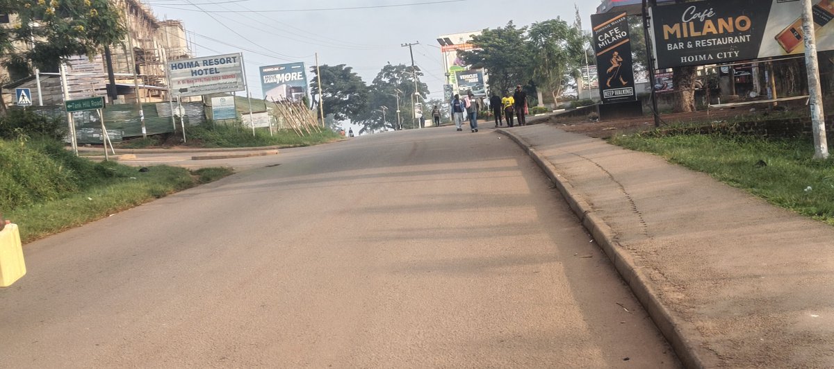 SpiceFMHoima's tweet photo. UPDATE: Empty streets in Hoima City as the National Cleaning campaign gets underway. https://t.co/vMapyB3v4d