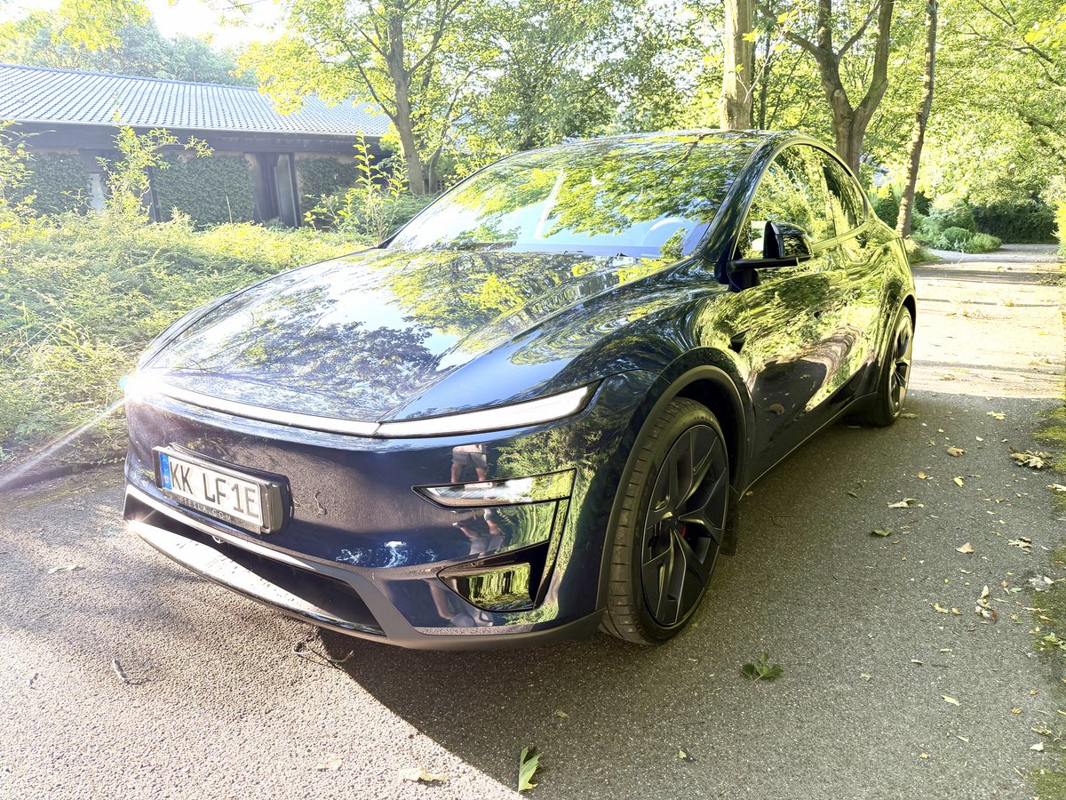 LflotmannLudger's tweet photo. @MagazineTesla https://t.co/VSMG7kca0E