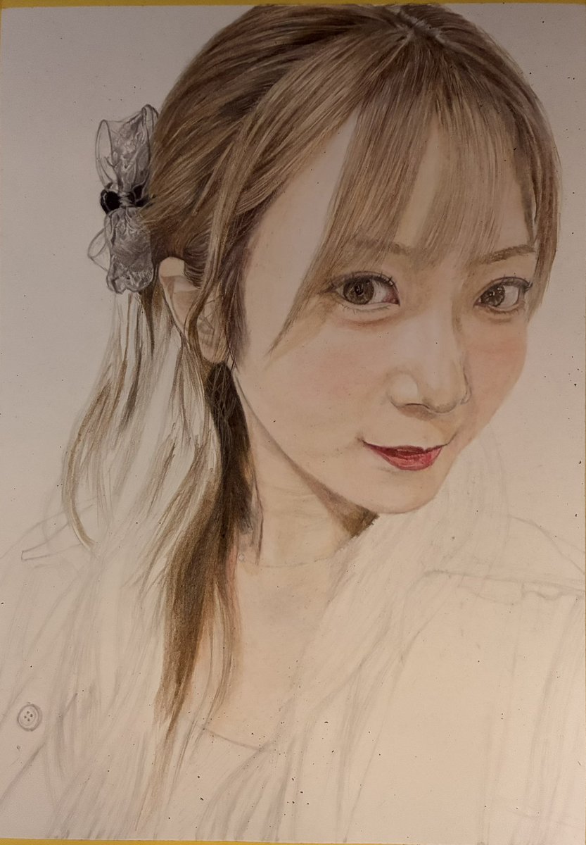 ugetsupyon's tweet photo. まだまだ髪の毛は続きます😅
焦らず描いていきます( •̀ω•́ )✧
 #色鉛筆画
 #wip https://t.co/EbJAc3IVb3