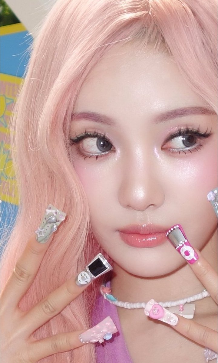 NINGNING Updates tweet media