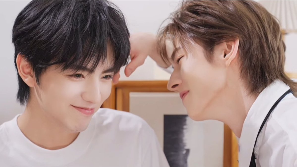 myredsky_'s tweet photo. สายตาลี่ที่มองพี่ ความเอ็นดูทะลุออกมาจากสายตาทุกรูป แล้วซูหยวนจะน่ารักอะไรขนาดนั้นอ่าาาา 🤍🍒

#Ollie #奥利
#Shuyuan #淑元 https://t.co/fmFIavL6rq