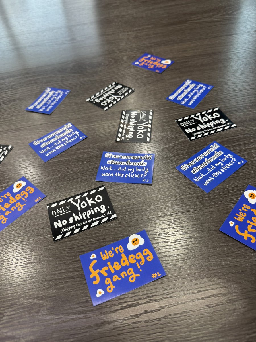 yoko_management's tweet photo. เปิดลายสติกเกอร์สุดน่ารักน่าสะ���ม~!!!

ซื้อ Merchandise เสื้อแฟนมีท, Passport holder และสร้อยคอ The lunar ก็รับไปเลยสติกเกอร์ 3 แบบ 😍

APASRA THE LUNA LIGHT
#YOKO25thBDfanmeet https://t.co/CiOE9otgvg