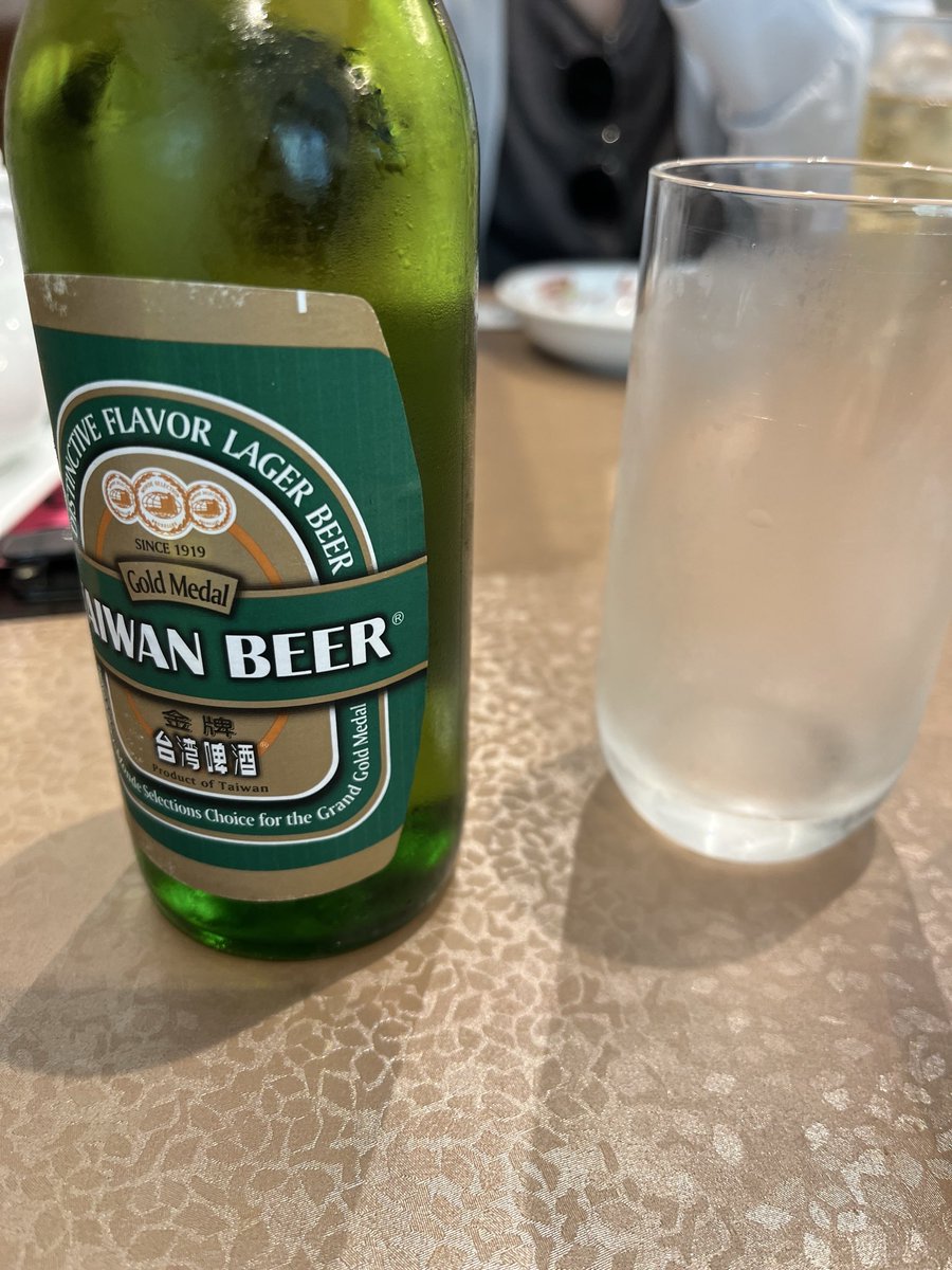 05silkitty's tweet photo. ハードロックカフェ横浜❌ハローキティ買って、中華街行ってホテルで休憩。

ホテル、暑いからお部屋でおくつろぎくださいってチェックインさせてくださった。
ライブ、弾けられそう。 https://t.co/8z0QCF12RJ