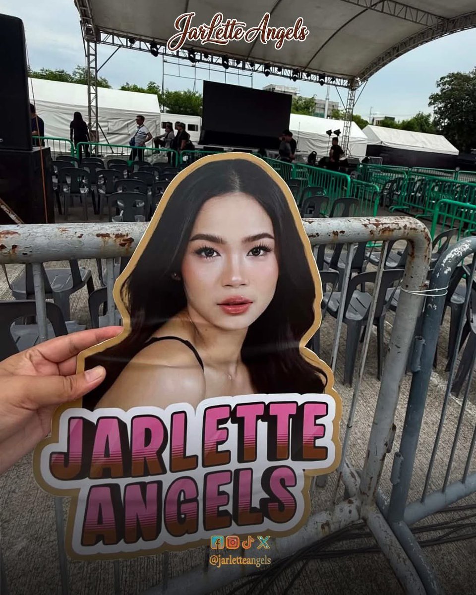 koko20112024's tweet photo. WE ARE HERE! 📍

Team Live has officially arrived at the venue! 💥

​Kolette is taking the stage for the Sublian Performance later, and you definitely don't want to miss this.

​See you guys here! Let's show Kolette all the love and support! 💖✨

​#KoletteMadelo #SublianFestival https://t.co/T5l6UDjUky