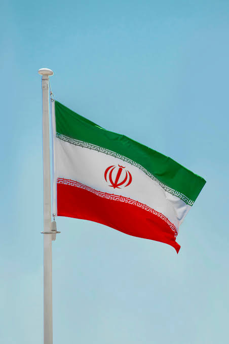 jacksonhinkle's tweet photo. 🇮🇷 NEW: Iran's Armed Forces to Persian Gulf Countries: 

"We warn Citizens of the Persian Gulf Countries to stay 500 Meters Away from Civilian locations where American Troops are staying as they have Left their Military Bases" https://t.co/uEncy1xQag